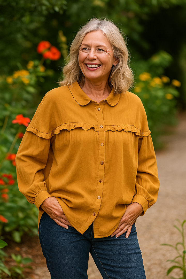 Judith | Effortless Elegance Blouse – Wrinkle-Free with Feminine Ruffle Detail
