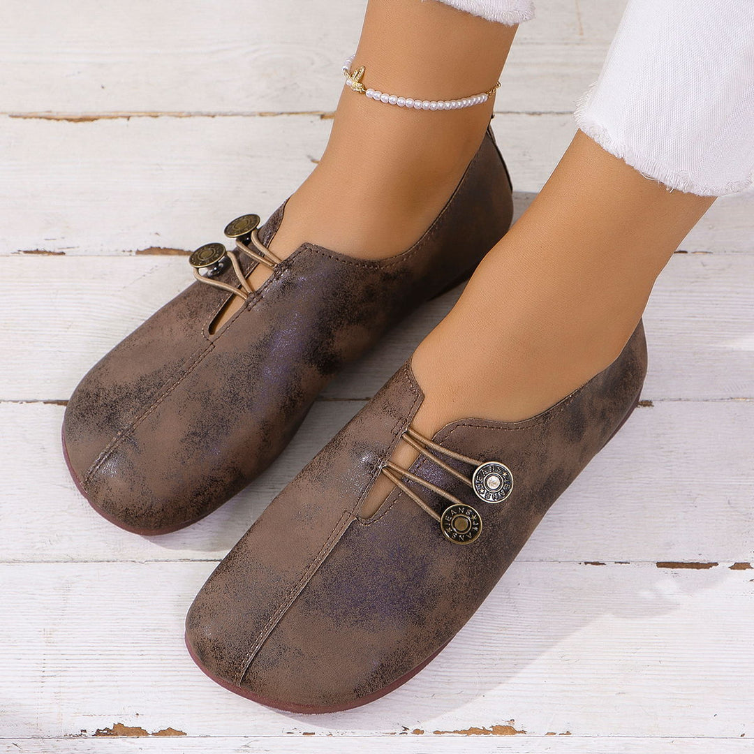 Liora FlexWalk – Style That Keeps Up With You