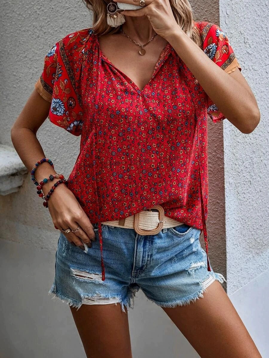 Relaxed Floral V-Neck Blouse for Women