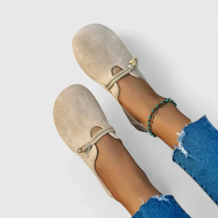 Alice | Simple Black Loafers Women