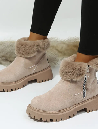 Ava | Winter Cat Wonder Woman Boots