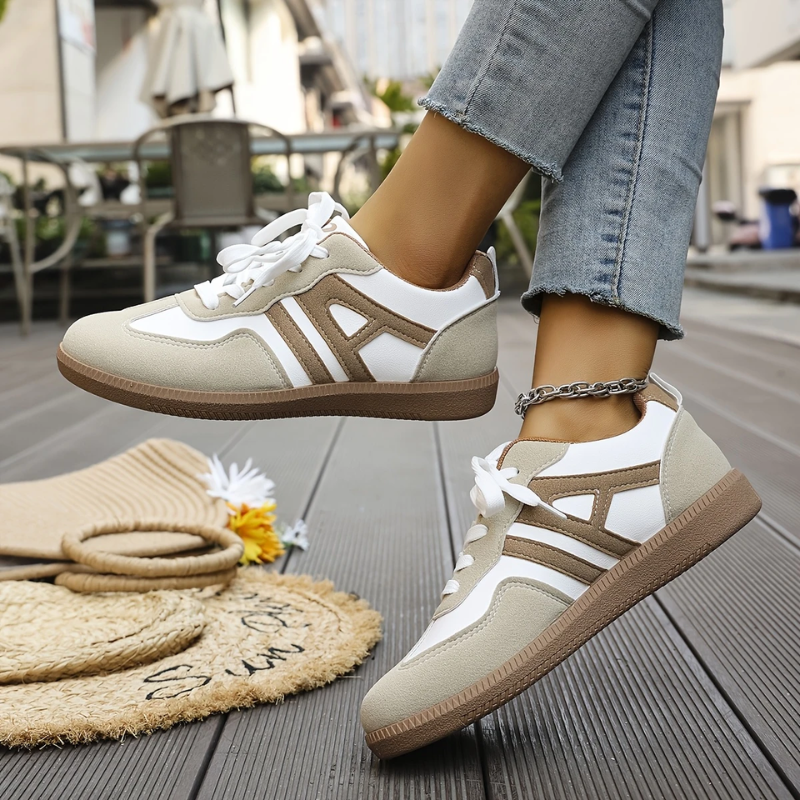 Amelia | Lightweight White Sneakers Wide Fit