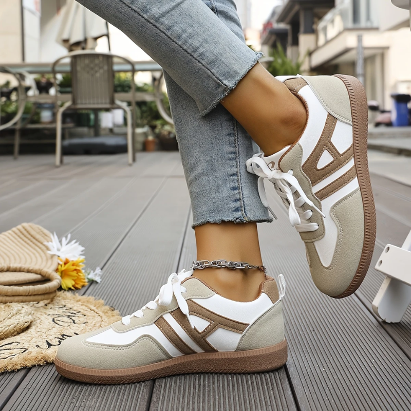 Amelia | Lightweight White Sneakers Wide Fit