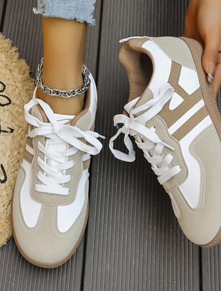 Amelia | Lightweight White Sneakers Wide Fit