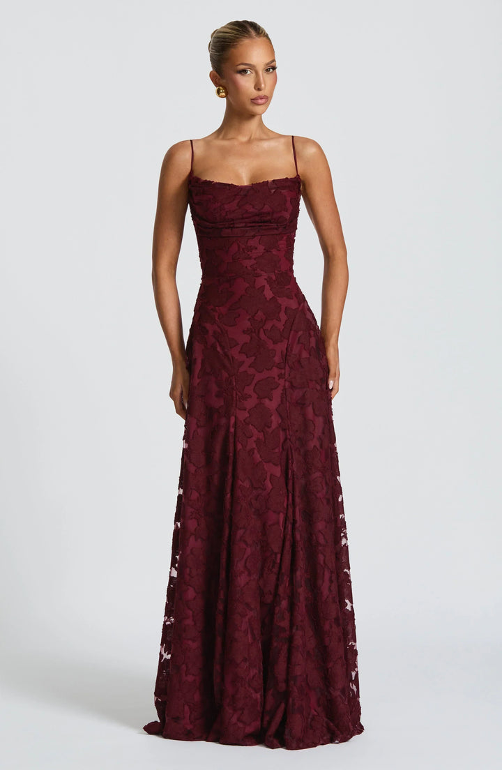 Clara Léon | Elegant Dress
