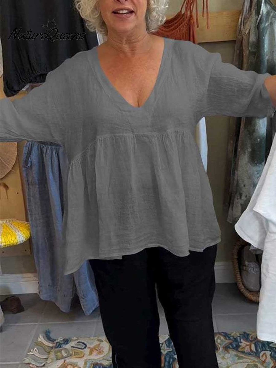 Loretta | V-Neck Cotton-Linen Blouse – Light Elegance with Everyday Ease