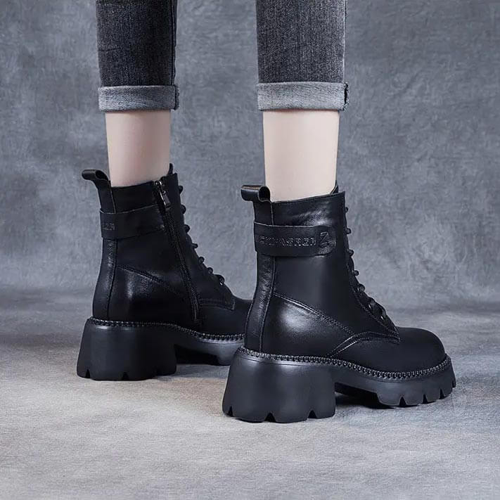 Junia | Women's Lined Lace Up Platform Ankle Boots