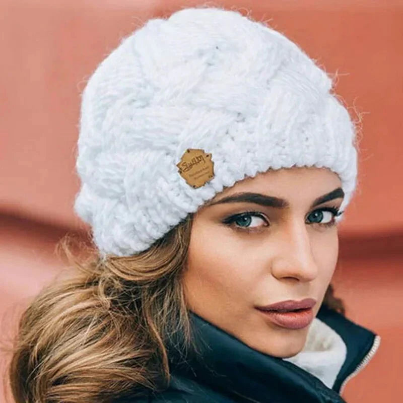 Agnes | Cable Knit Winter Beanie