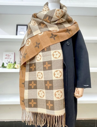 Etta Plaid Scarf Reversible Fringe