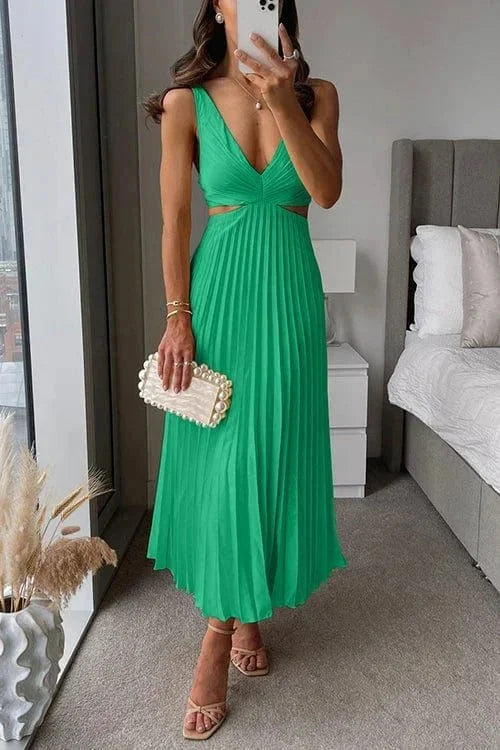 Pleated midi dress with cutout waist 2
